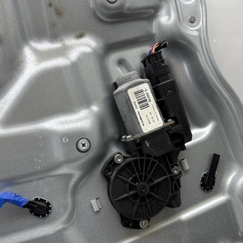 Leve vitre electrique arriere gauche KIA CEE-D 1 SPORT WAGON Photo n°3