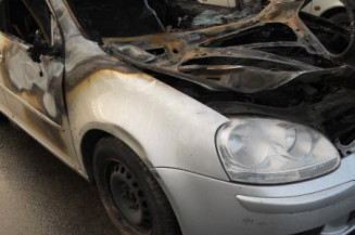Renfort pare choc arriere (traverse) VOLKSWAGEN GOLF 5