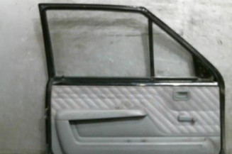 Porte avant gauche OPEL CORSA A Photo n°1