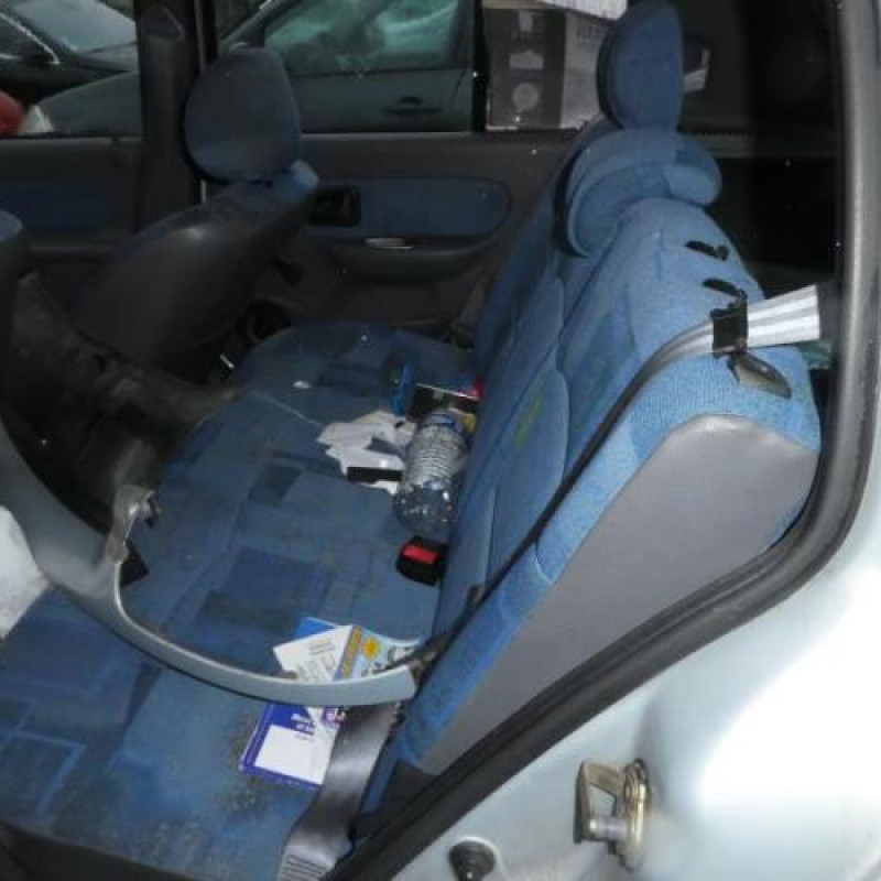 Porte avant gauche RENAULT CLIO 2 Photo n°11