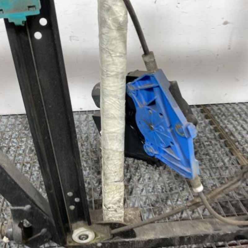 Leve vitre electrique arriere droit PORSCHE CAYENNE 1 Photo n°2