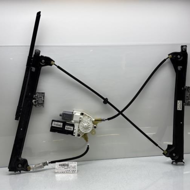 Leve vitre electrique avant droit RENAULT LAGUNA 3 Photo n°1