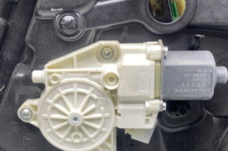 Leve vitre electrique avant gauche MERCEDES CLASSE A 176