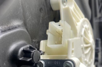 Leve vitre electrique avant gauche MERCEDES CLASSE A 176