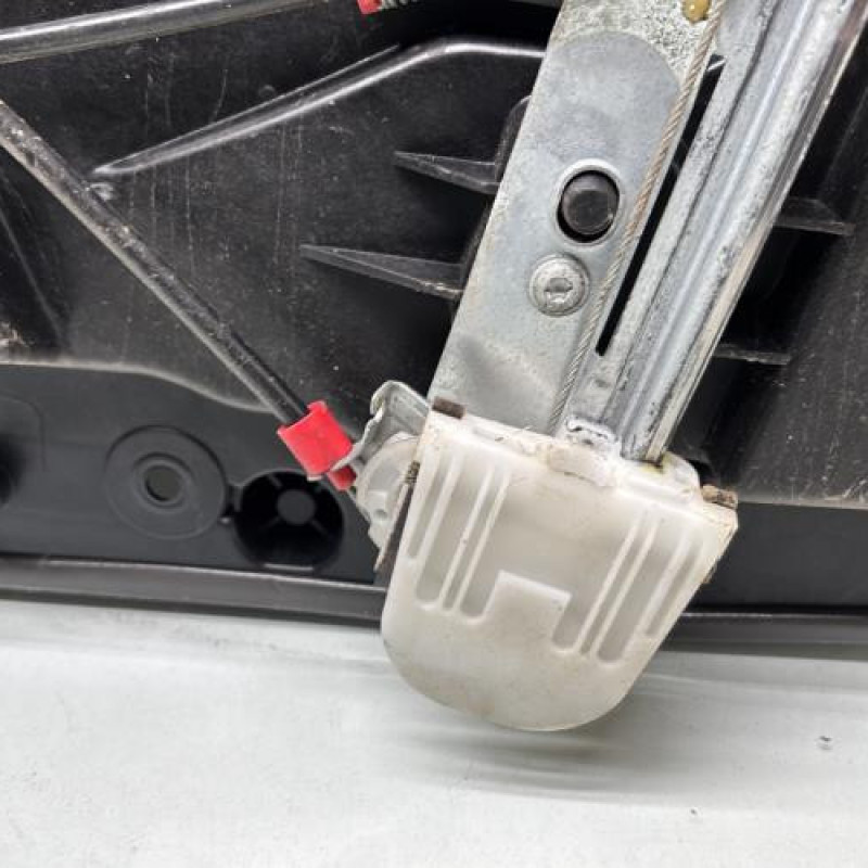 Leve vitre electrique avant gauche FORD FIESTA 6 Photo n°3