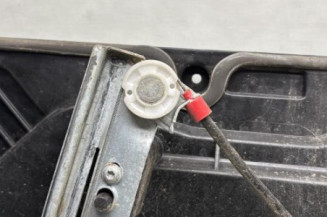 Leve vitre electrique avant gauche FORD FIESTA 6