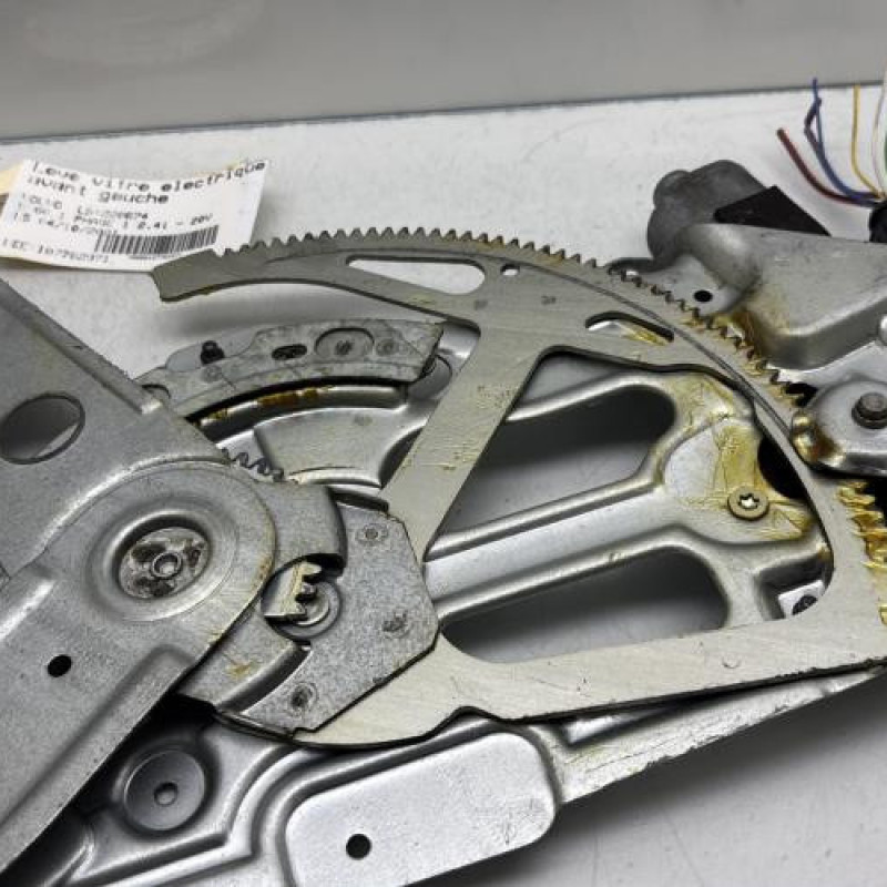Leve vitre electrique avant gauche VOLVO S 60 1 Photo n°5