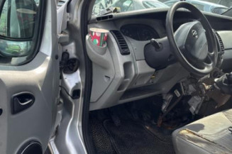 Leve vitre mecanique avant droit NISSAN PRIMASTAR 1