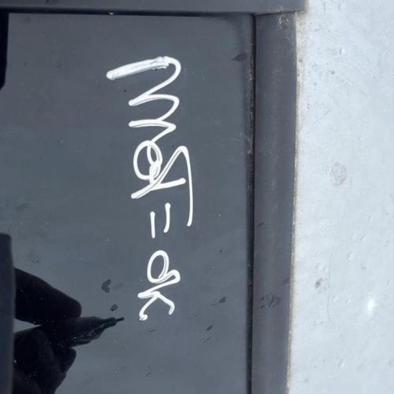 Leve vitre electrique avant gauche OPEL VECTRA B Photo n°9