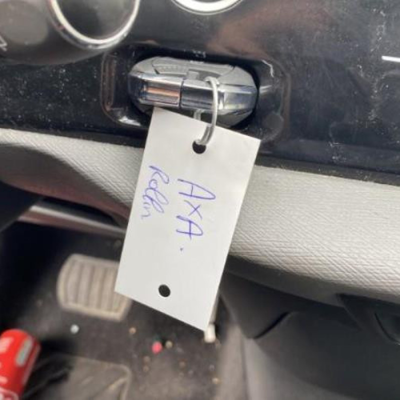 Attache ceinture avant droit CITROEN C4 GRAND SPACETOURER Photo n°10