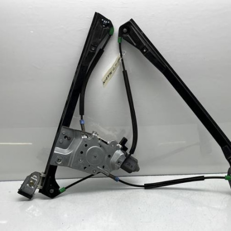 Leve vitre electrique avant gauche VOLKSWAGEN POLO 3 Photo n°1