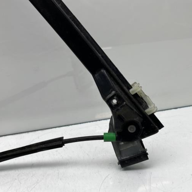 Leve vitre electrique avant gauche VOLKSWAGEN POLO 3 Photo n°3