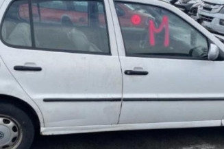 Leve vitre electrique avant gauche VOLKSWAGEN POLO 3