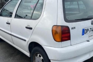 Leve vitre electrique avant gauche VOLKSWAGEN POLO 3