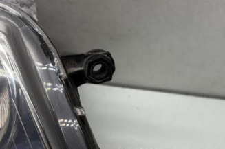Optique avant principal droit (feux)(phare) VOLKSWAGEN POLO 4
