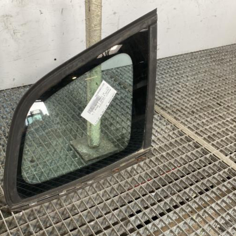 Custode arriere droit RENAULT LAGUNA 3 Photo n°2