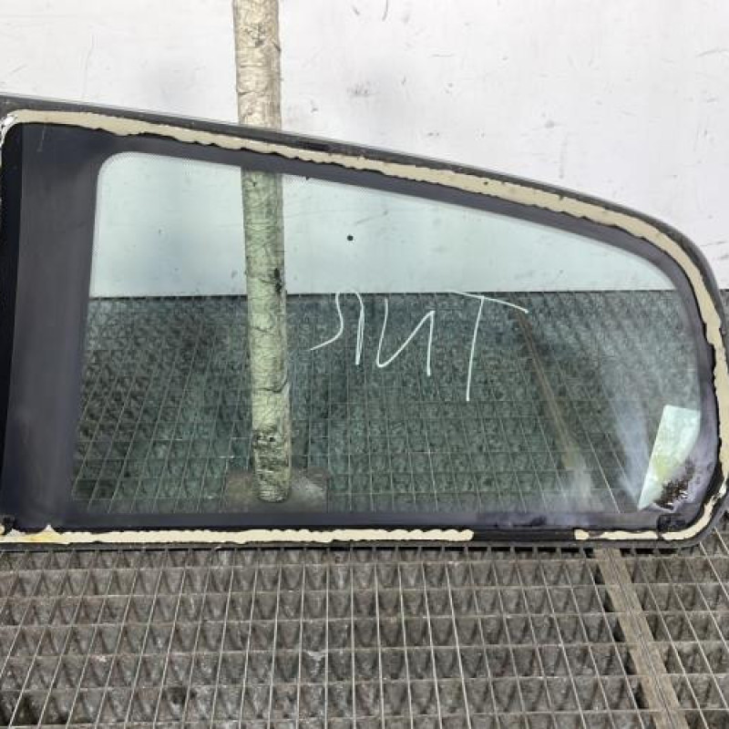 Custode arriere droit FIAT GRANDE PUNTO Photo n°4