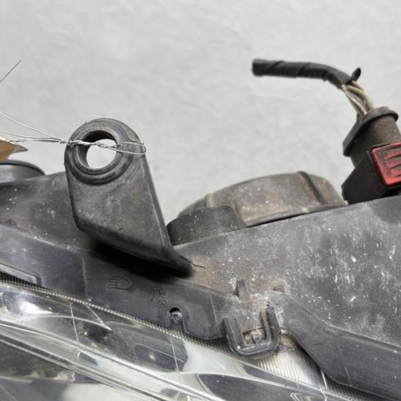 Optique avant principal droit (feux)(phare) PEUGEOT 307 Photo n°4