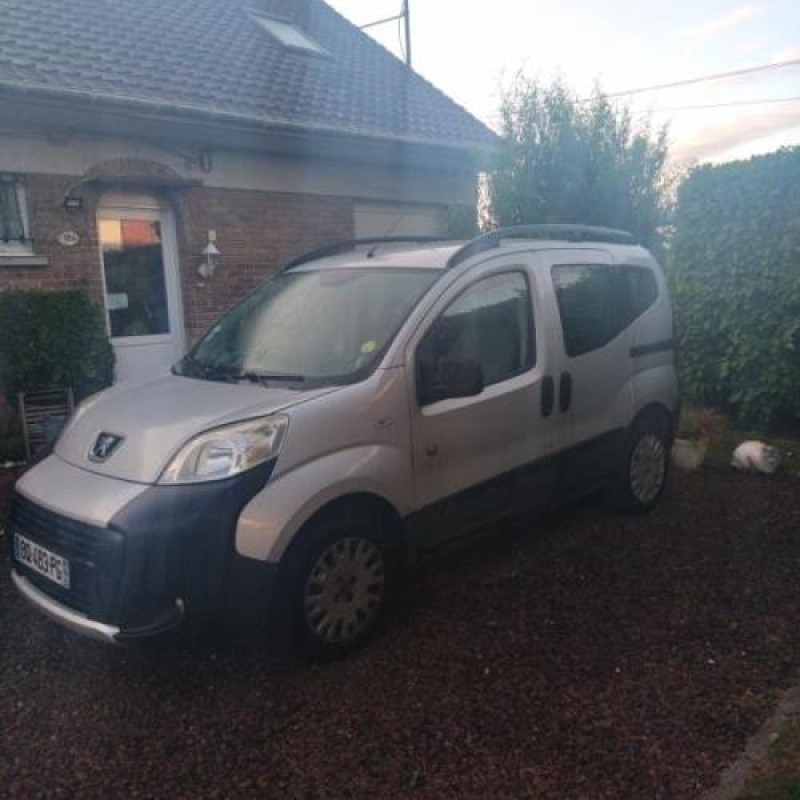 Aile avant droit PEUGEOT BIPPER Photo n°10