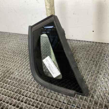 Custode arriere droit PEUGEOT 2008 1