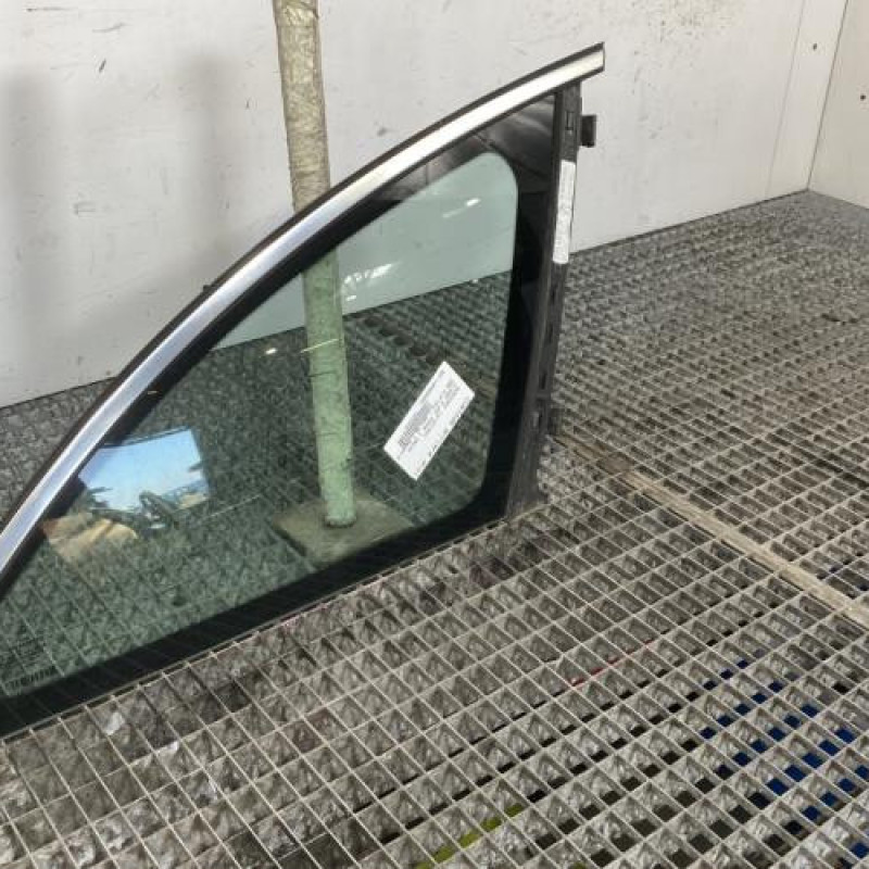 Custode arriere droit MERCEDES CLASSE R 251 Photo n°2