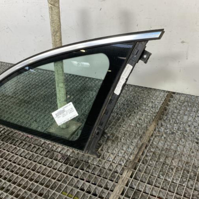 Custode arriere droit MERCEDES CLASSE R 251 Photo n°3