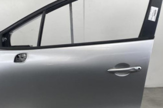 Porte avant gauche RENAULT CLIO 4 Photo n°1