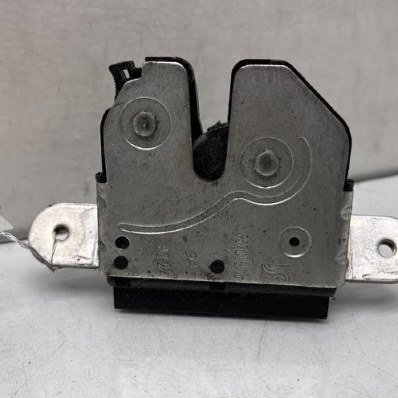 Serrure de coffre FIAT 500 2 Photo n°1