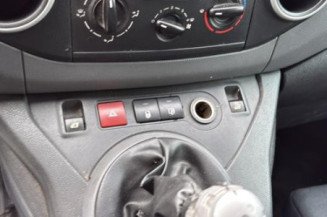 Pretensionneur de ceinture avant droit PEUGEOT PARTNER 2