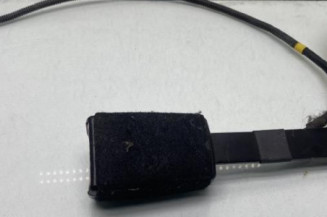 Attache ceinture avant gauche KIA CEE-D 1 Photo n°1