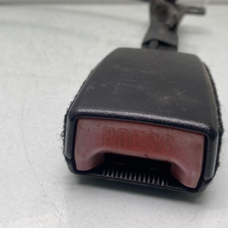 Attache ceinture avant gauche KIA CEE-D 1