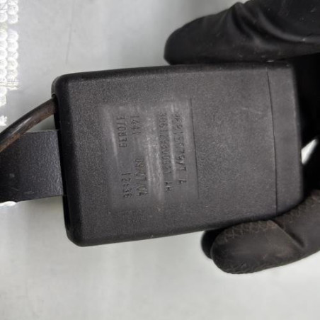 Attache ceinture avant gauche PEUGEOT PARTNER 2
