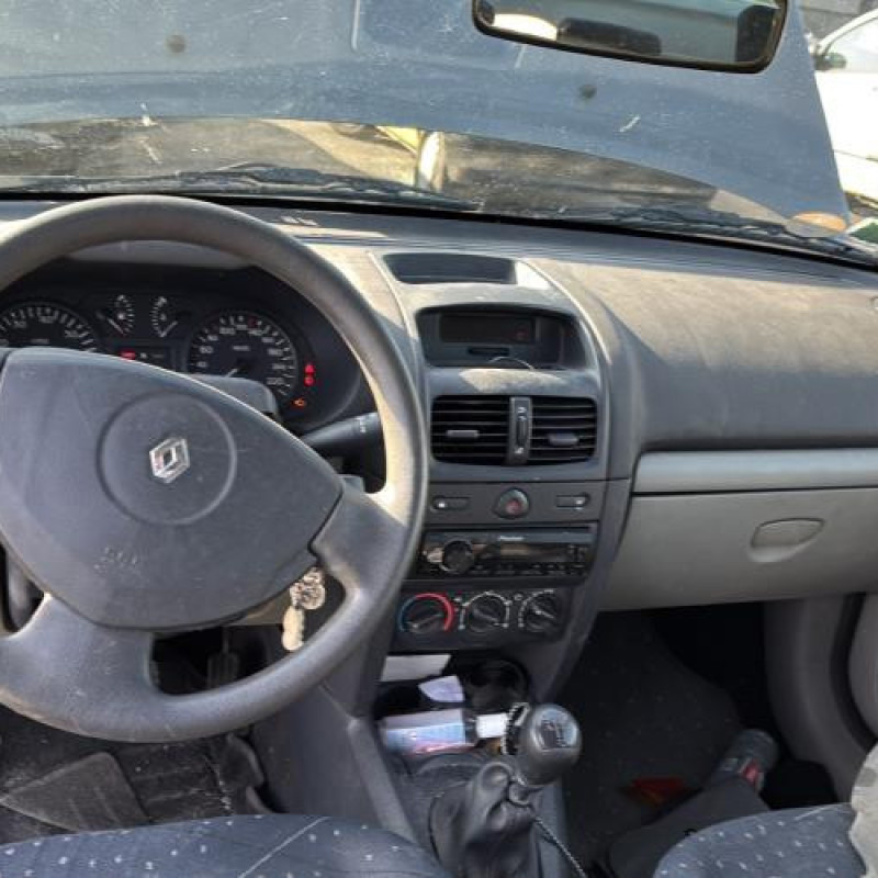 Moteur RENAULT CLIO 2 Photo n°18