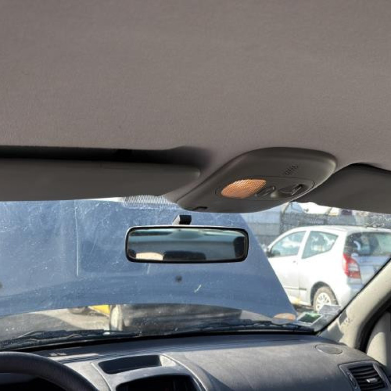 Moteur RENAULT CLIO 2 Photo n°19