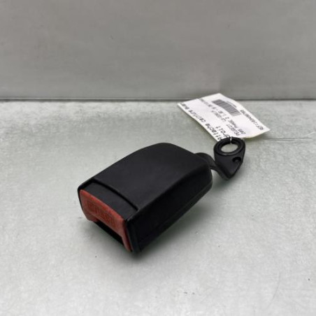 Attache ceinture avant droit PEUGEOT 205 Photo n°1
