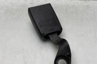 Attache ceinture avant droit PEUGEOT 205
