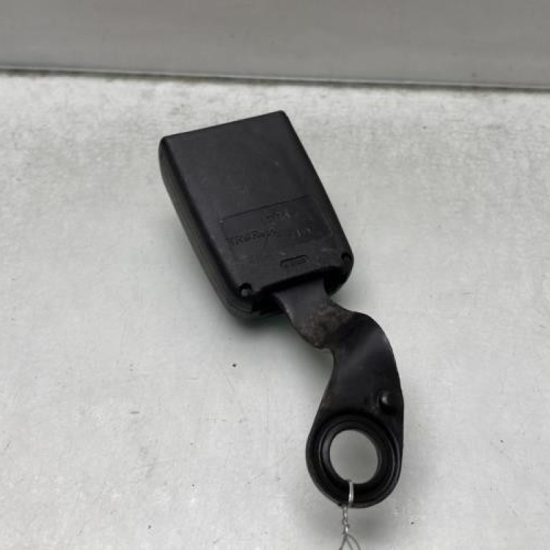 Attache ceinture avant droit PEUGEOT 205 Photo n°3