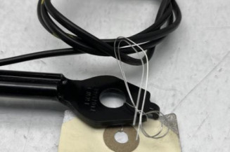 Attache ceinture avant gauche MERCEDES CLASSE C 204