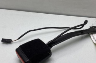 Attache ceinture avant gauche VOLKSWAGEN POLO 6