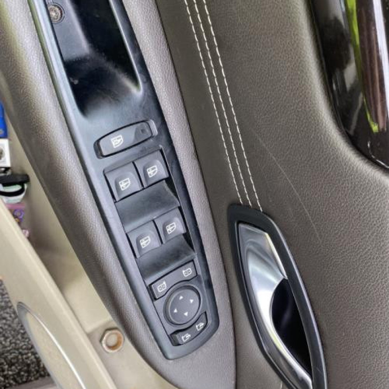 Serrure de coffre RENAULT SCENIC 3 Photo n°14