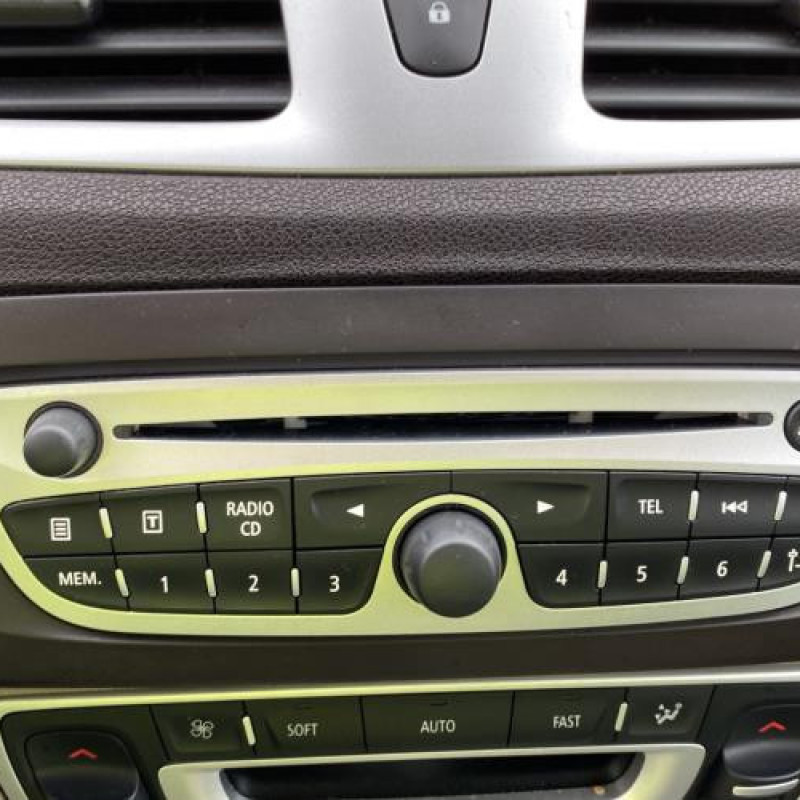 Serrure de coffre RENAULT SCENIC 3 Photo n°19