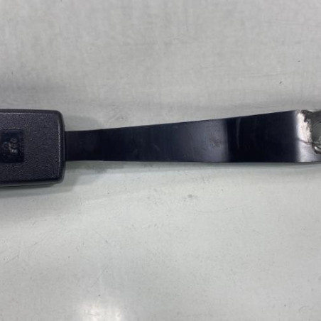 Attache ceinture avant droit TOYOTA YARIS 1