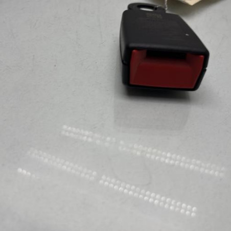 Attache ceinture avant droit RENAULT TRAFIC 3 COURT Photo n°1