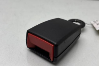 Attache ceinture avant droit RENAULT TRAFIC 3 COURT