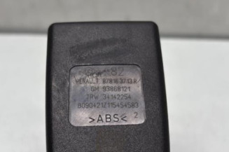 Attache ceinture avant droit RENAULT TRAFIC 3 COURT