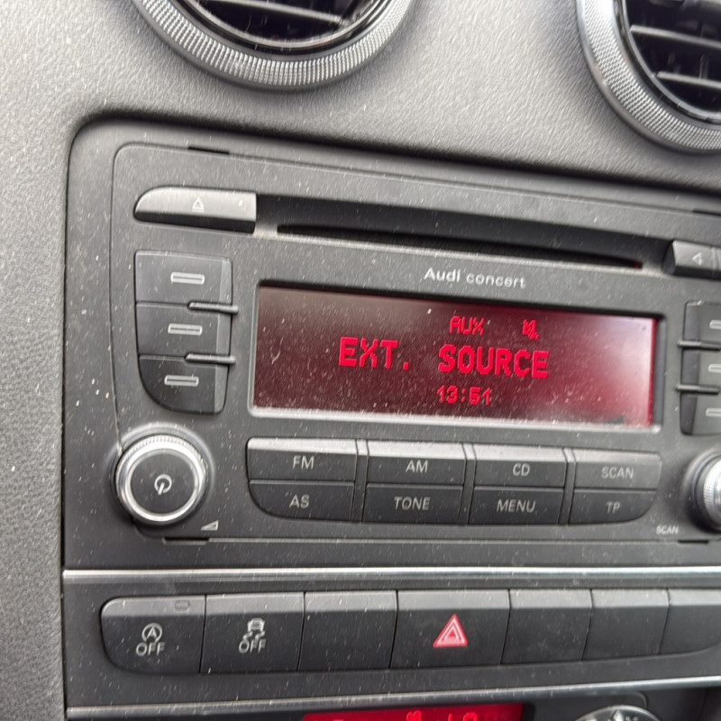 AUDI A3 2 SPORTBACK PHASE 2 2.0 TDI - 16V TURBO Photo n°17