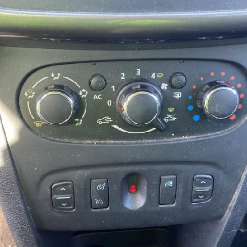 Amortisseur avant droit DACIA SANDERO 2 Photo n°18