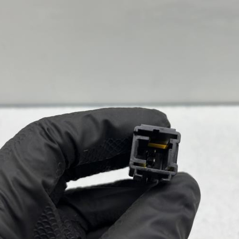 Attache ceinture centrale avant PEUGEOT EXPERT 4 Photo n°3