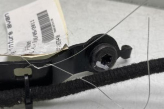 Attache ceinture avant gauche FIAT QUBO