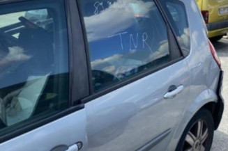 Custode arriere droit RENAULT SCENIC 2